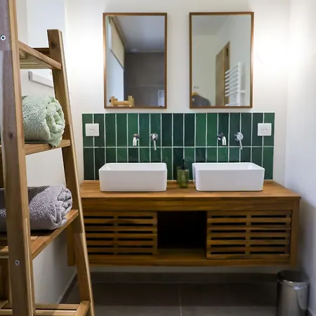 Mid-century Au Val-d'ajol Avec Parking Et Animaux Bienvenus - Fr-1-589-846 Le Val-dʼAjol